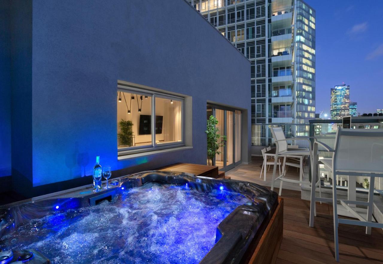 Spacious 3Br Penthouse With Jacuzzi On Rosthchild By Holyguest Тель-Авів Екстер'єр фото